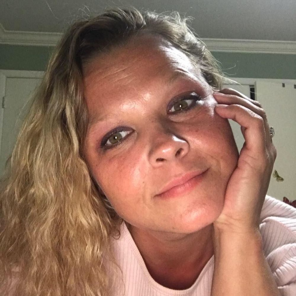 Meet your Posher, Angie